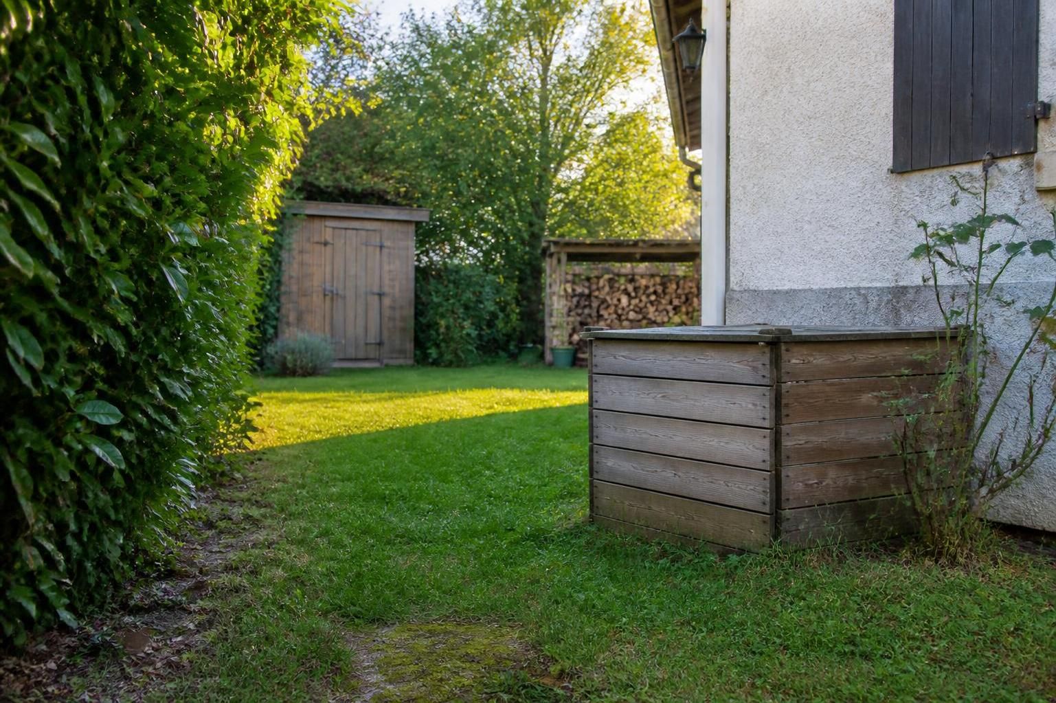 Sécurité au jardin : le rat des champs représente-t-il une menace pour votre maison ? 2 découvrez si le rat des champs constitue un danger pour votre maison et apprenez comment assurer la sécurité de votre jardin contre ces rongeurs.